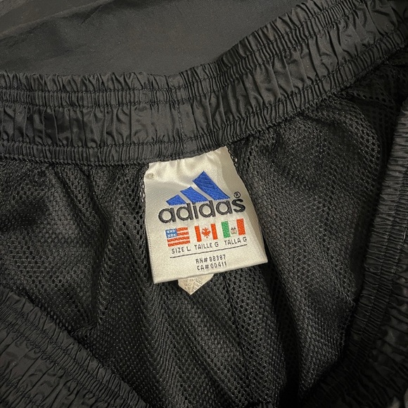 Adidas Black Sweatpants for Active Comfort - Picture 2 of 9